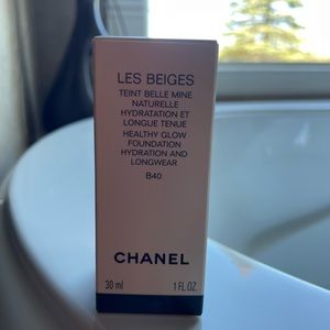 CHANEL foundation